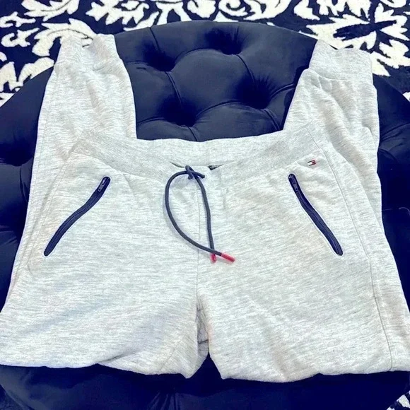 Tommy Hilfiger Adaptive Jogger Pants Size Small Comfy Lounge athleisure Y2K - Picture 2 of 14